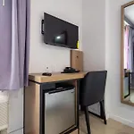 Hotel Ninety Five Fordham / St. Barnabas Hospital